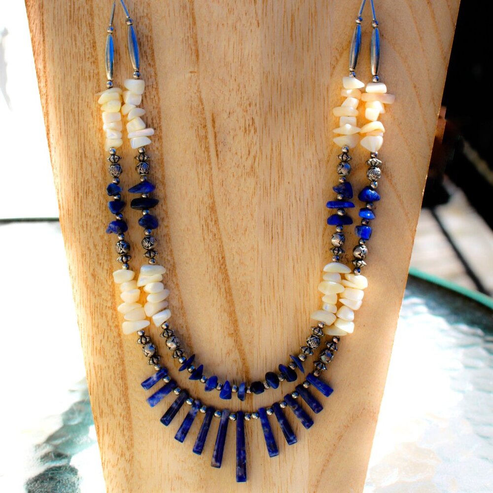 Vintage Southwestern Layered Necklace Sodalite Mother of Pearl Rose Beaded Silve